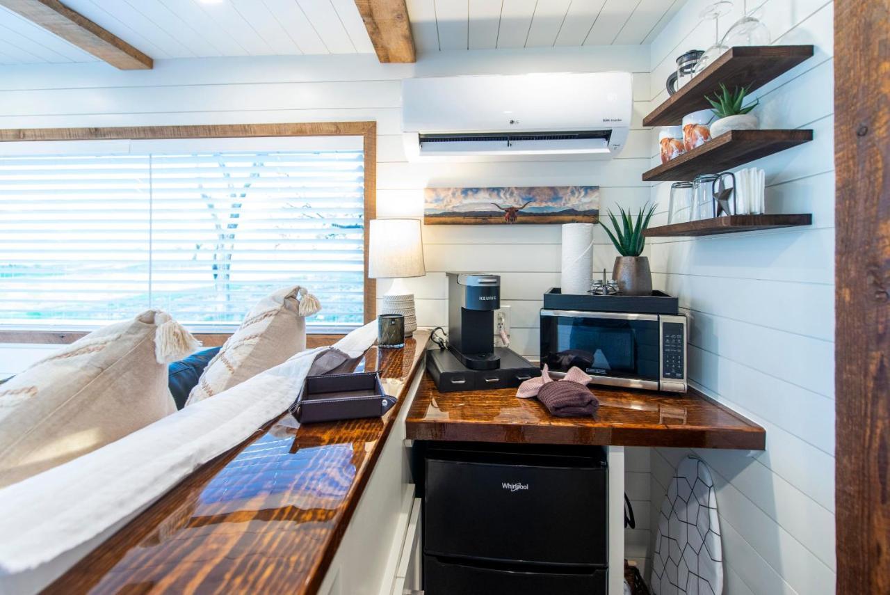 Вилла New The Lone Star Shipping Container Фредериксберг Экстерьер фото
